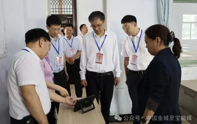 1.png 1.png